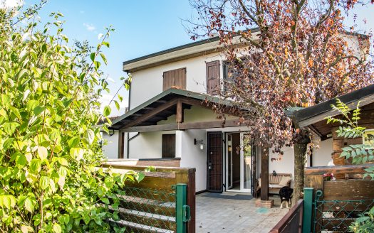 Villetta in Vendita Bazzano